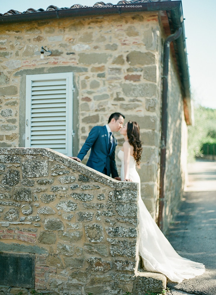 Axioo: A Sip of Brunello di Montalcino